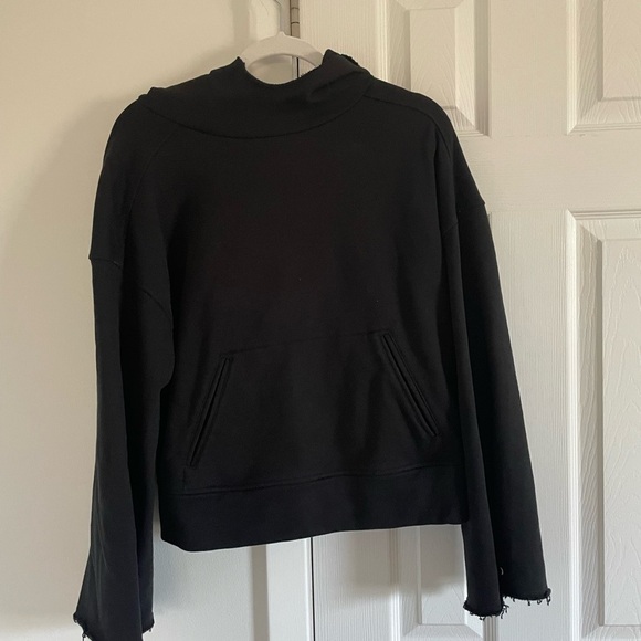 ALO Yoga Oversized Low Key Hoodie with Bell Sleeves in Black (Size XS) - Picture 3 of 11